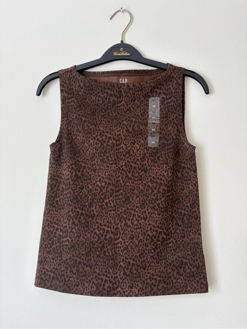 Women’s GAP Sleeveless Boatneck Tank Top
